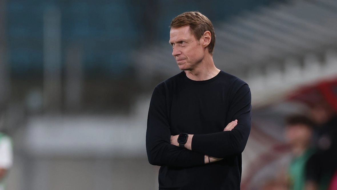 Олег Кононов вернулся в «Торпедо» спустя два месяца после отставки