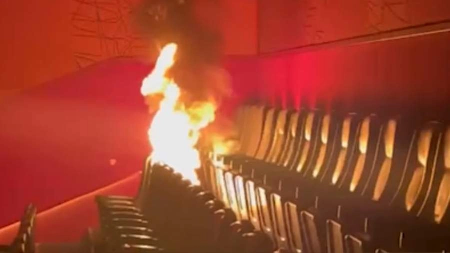 Подросток с петардой сорвал все вечерние сеансы в кинотеатре «Авиапарк»