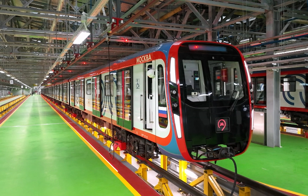 Сборка нового поезда «Москва-2026» завершена