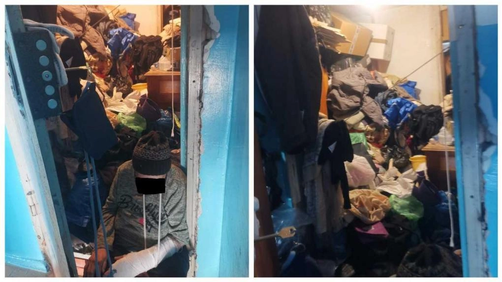 Пенсионерка под Новосибирском превратила квартиру в свалку и живёт на 1 м²