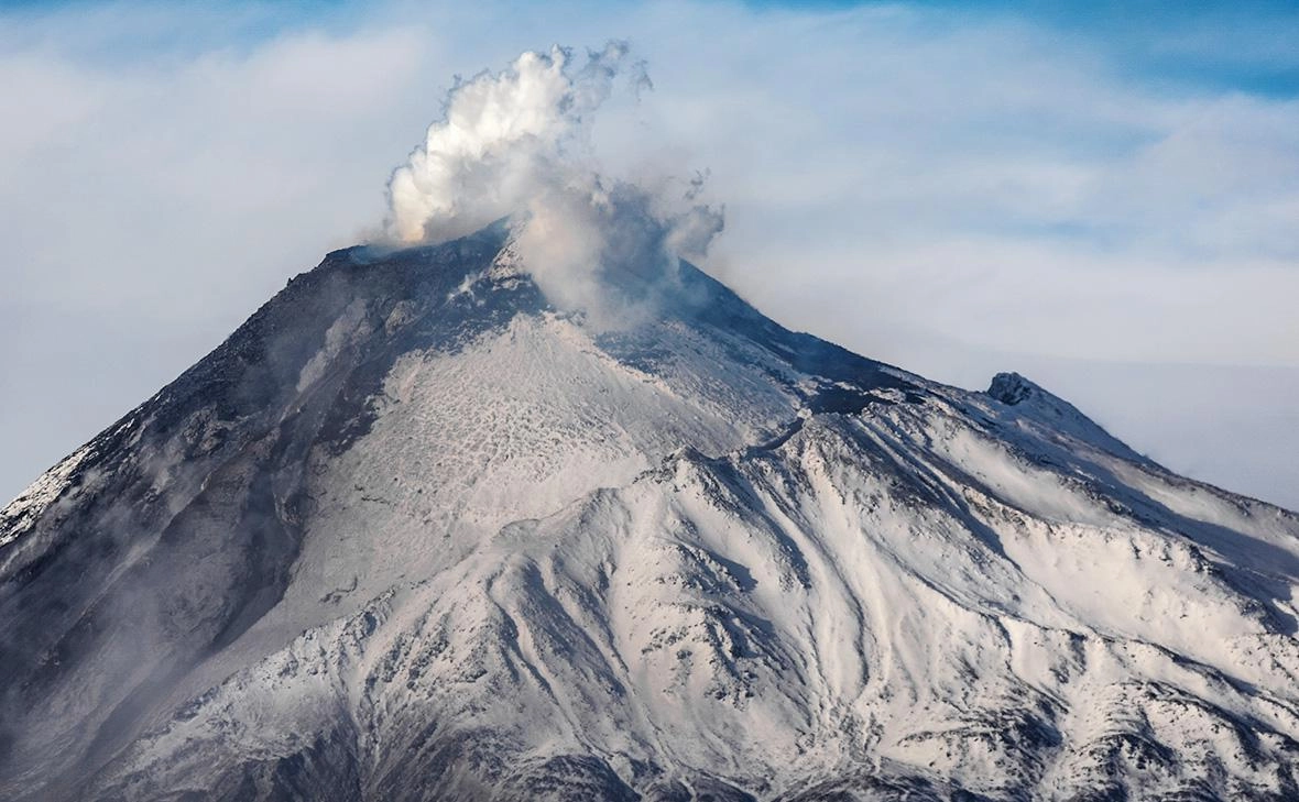 Вулкан Безымянный на Камчатке может извергнуться в ближайшие сутки