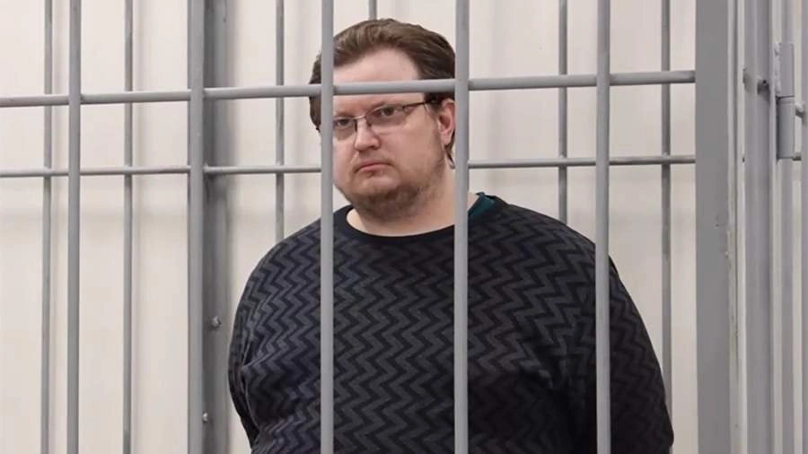 Экс-сотрудника МИД РФ приговорили к 12 годам за госизмену