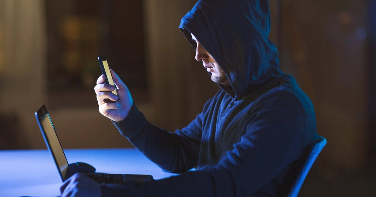 Москвичку обманули на 8 млн рублей под видом романтических отношений