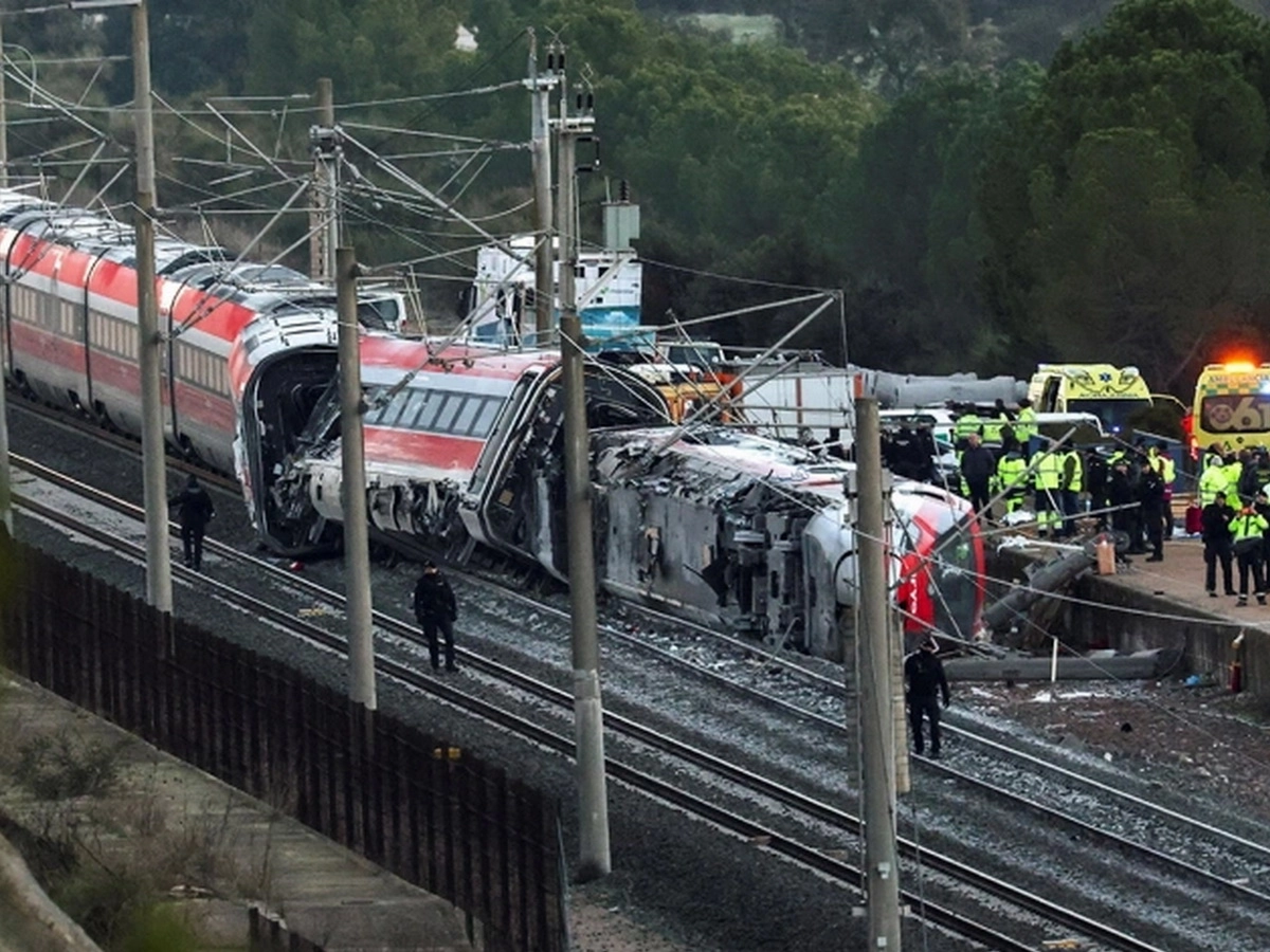 В Сети появилось видео взрыва при крушении поездов в Испании