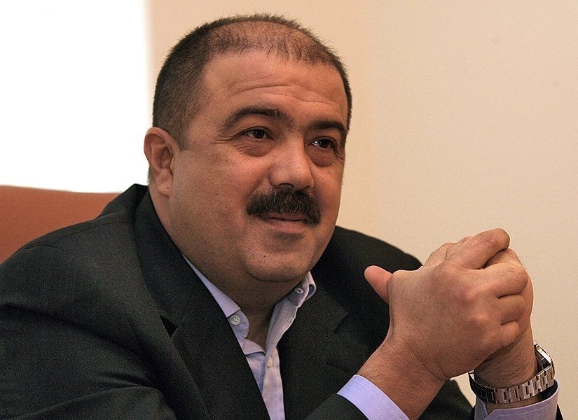 Искандар Махмудов